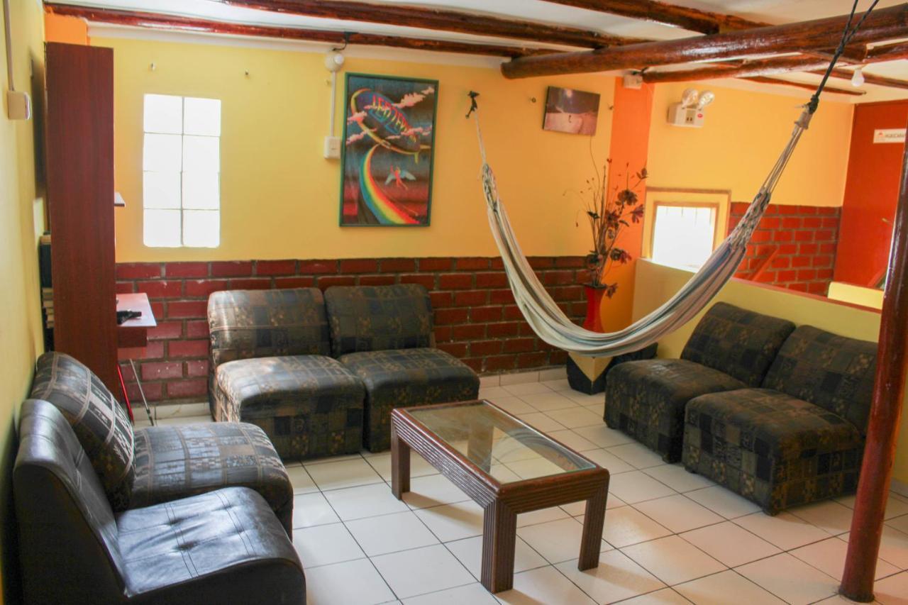 Andes Hostel Huaraz  Bagian luar foto