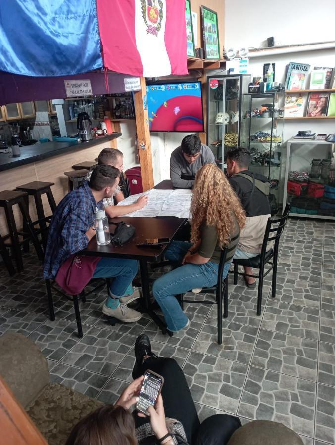 Andes Hostel Huaraz  Bagian luar foto
